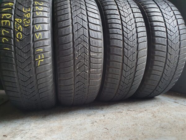 Шини бу 225 55 R17 Зима Pirelli