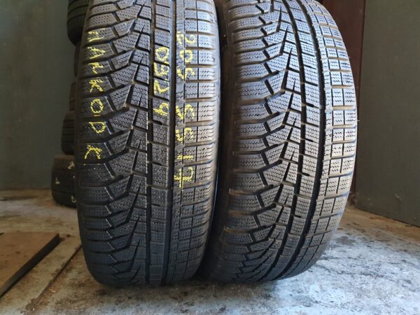 Шини бу 205 55 R16 Зима Hankook