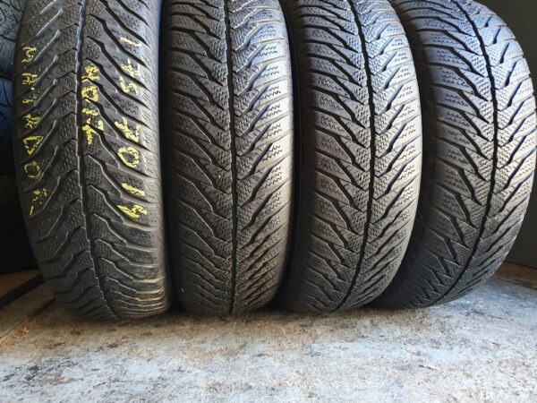 Шини бу 175 70 R14 Зима Continental