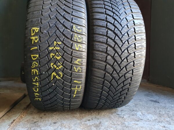 Шини бу 225 45 R17 Зима Bridgestone