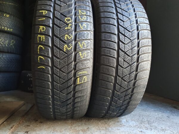 Шини бу 235 55 R19 Зима Pirelli