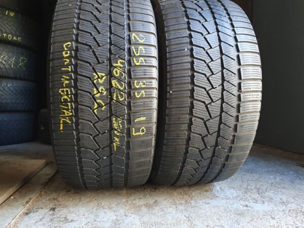 Шини бу 255 35 R19 Зима Continental