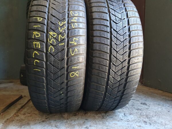 Шини бу 245 45 R18 Зима Pirelli