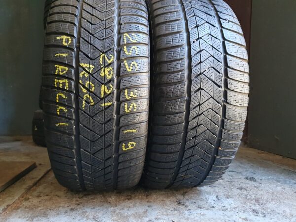 Шини бу 255 35 R19 Зима Pirelli