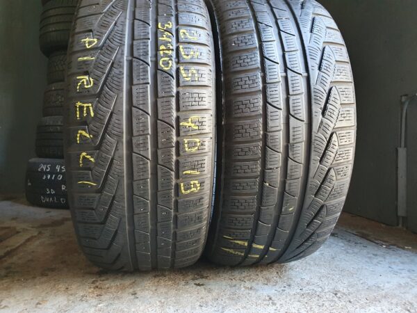 Шини бу 235 40 R19 Зима Pirelli