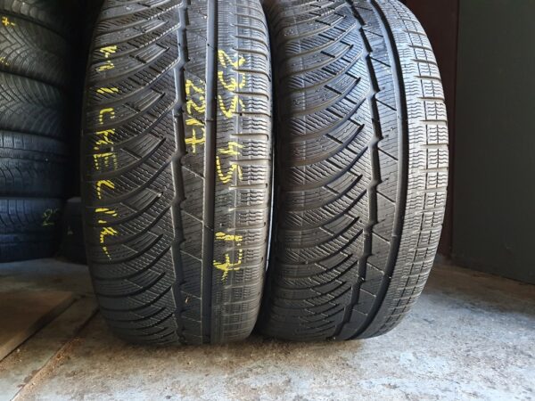 Шини бу 235 45 R17 Зима Michelin