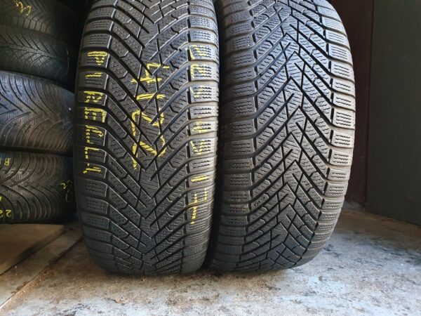 Шини бу 225 45 R17 Зима Pirelli