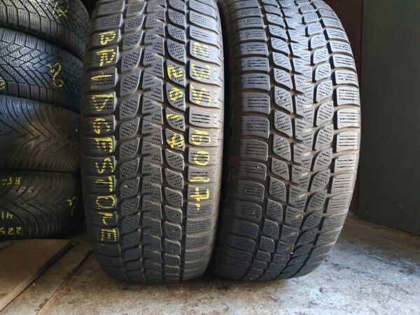 Шины бу 235 60 R17 Зима Bridgestone