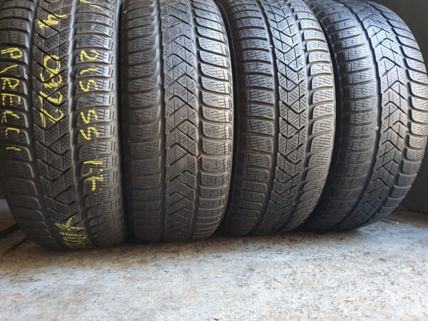 Шини бу 215 55 R17 Зима Pirelli