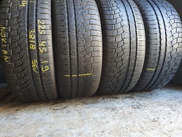 Шини бу 225 45 R19 Зима Nokian