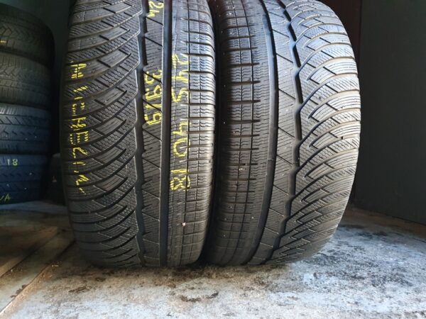 Шини бу 245 40 R18 Зима Michelin