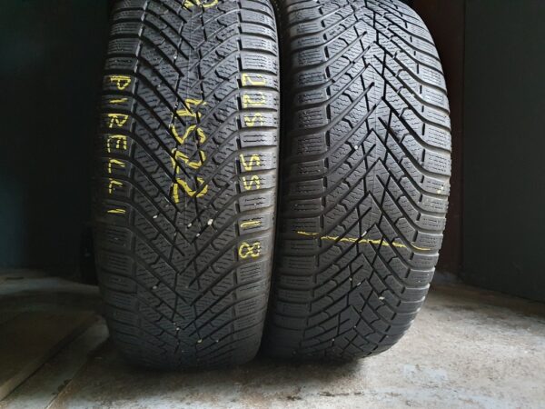 Шини бу 225 55 R18 Зима Pirelli