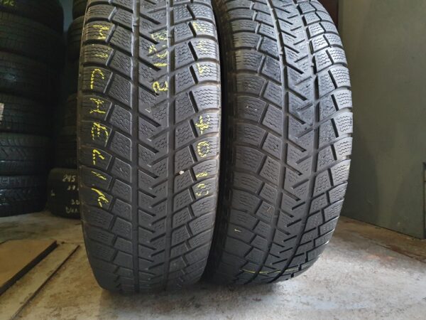Шины бу 245 70 R16 Зима Michelin