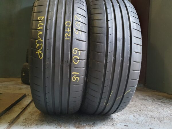 Шины бу 205 60 R16 Лето Dunlop