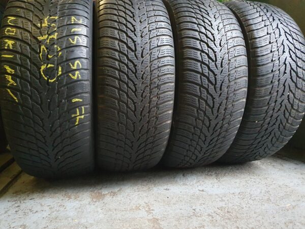 Шини бу 215 55 R17 Зима Nokian