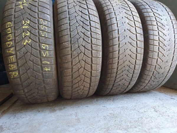Шины бу 265 65 R17 Зима Goodyear