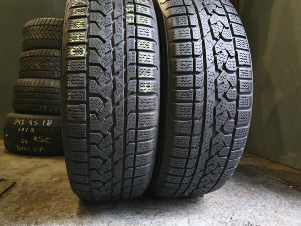 Шины бу 225 65 R17 Зима Yokohama