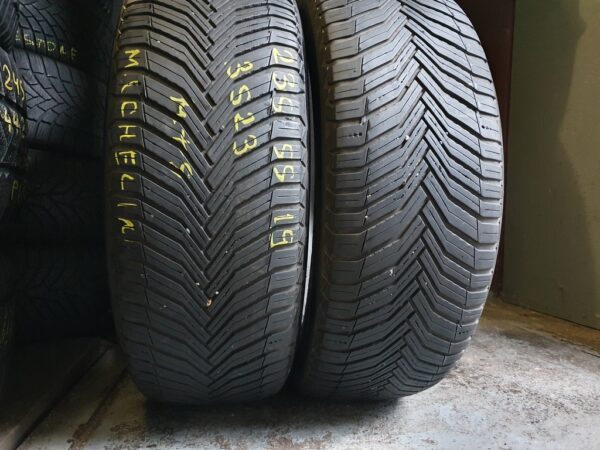 Шини бу 235 55 R19 M+S Michelin