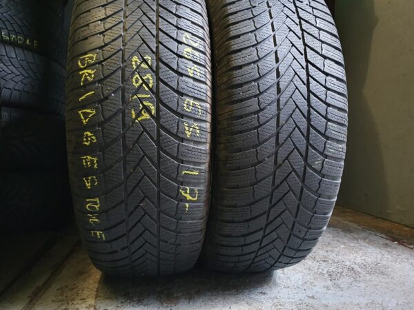 Шины бу 265 65 R17 Зима Bridgestone