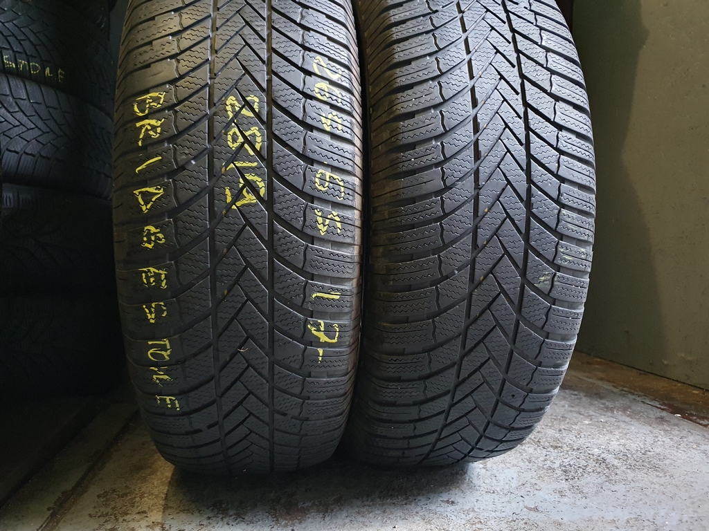 Шини бу 265 65 R17 Зима Bridgestone Шини бу 265 65 R17 Зима Bridgestone