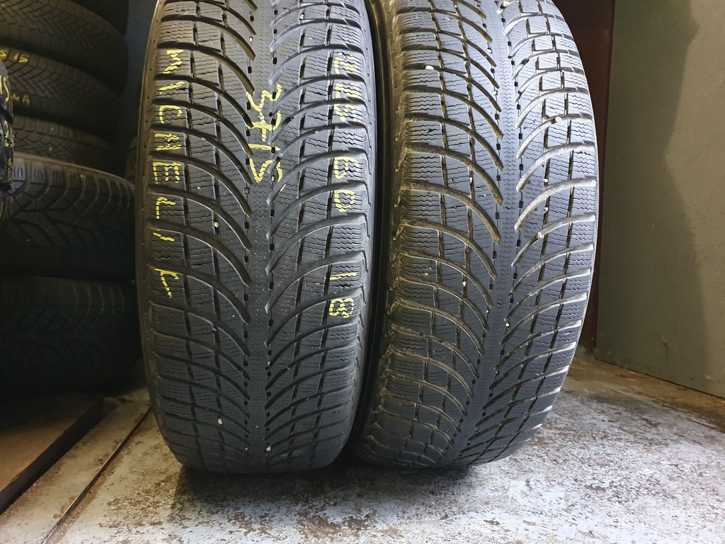 Шины бу 225 60 R18 Зима Michelin Шины бу 225 60 R18 Зима Michelin