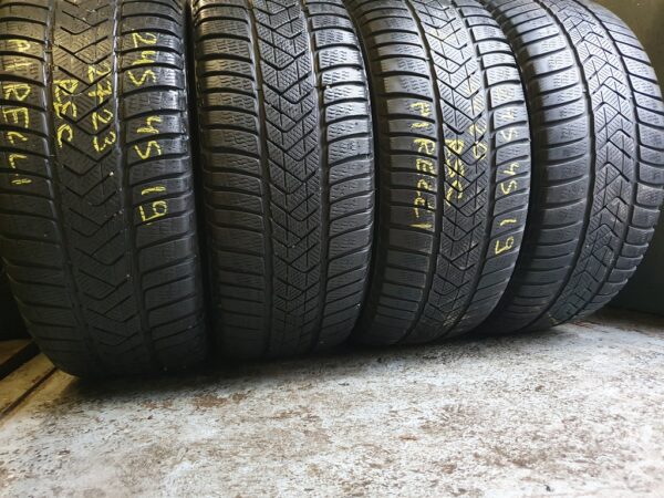 Шини бу 245 45 R19 Зима Pirelli