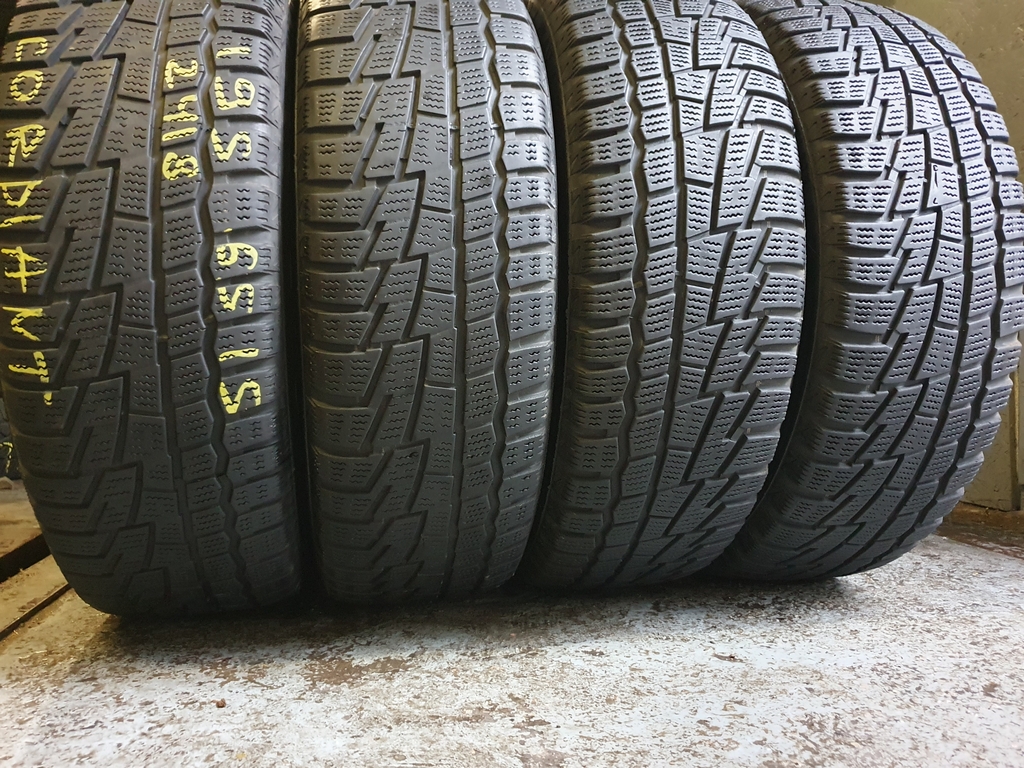 Шины бу 195 65 R15 Зима Cordiant Шины бу 195 65 R15 Зима Cordiant