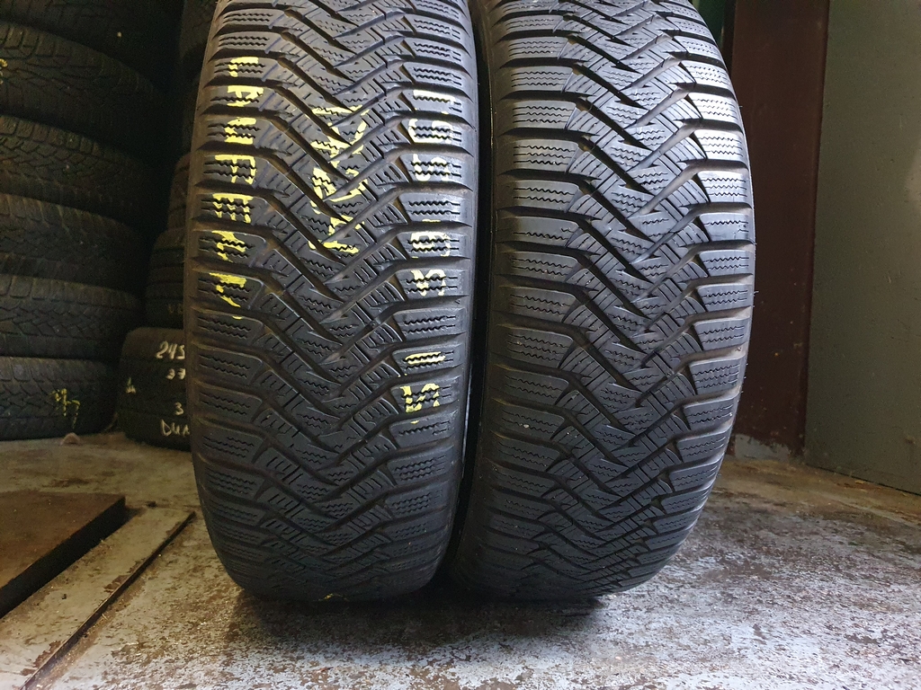 Шины бу 195 65 R15 Зима Laufenn Шины бу 195 65 R15 Зима Laufenn