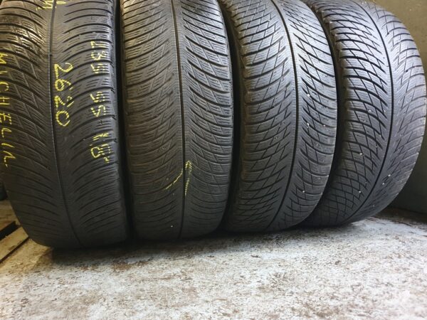 Шины бу 235 55 R18 Зима Michelin