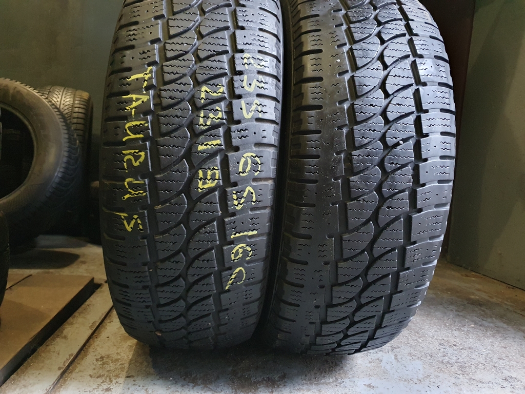 Шини бу 235 65 R16C Зима Taurus Шини бу 235 65 R16C Зима Taurus