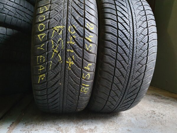 Шины бу 245 45 R18 Зима Goodyear