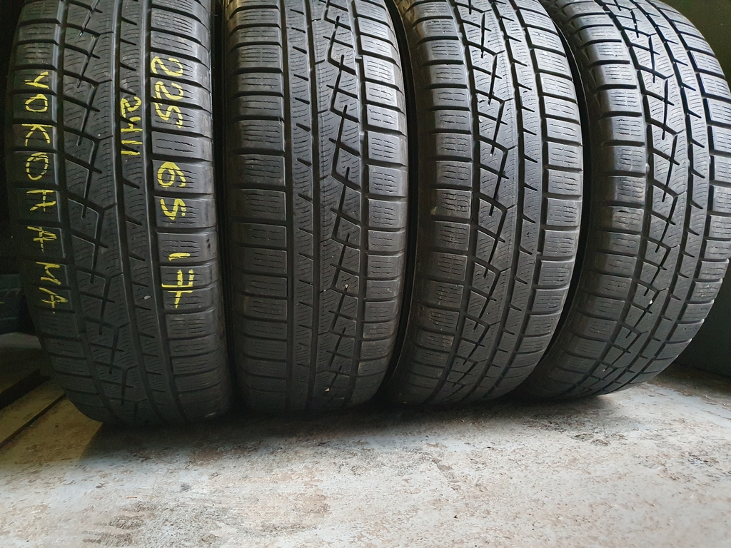 Шини бу 225 65 R17 Зима Yokohama Шини бу 225 65 R17 Зима Yokohama