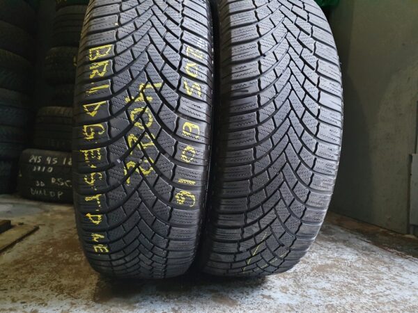 Шины бу 205 60 R16 Зима Bridgestone