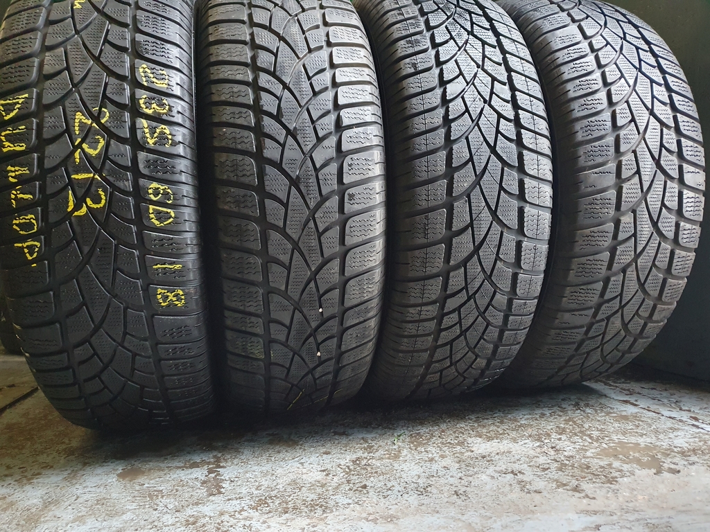 Шини бу 235 60 R18 Зима Dunlop Шини бу 235 60 R18 Зима Dunlop