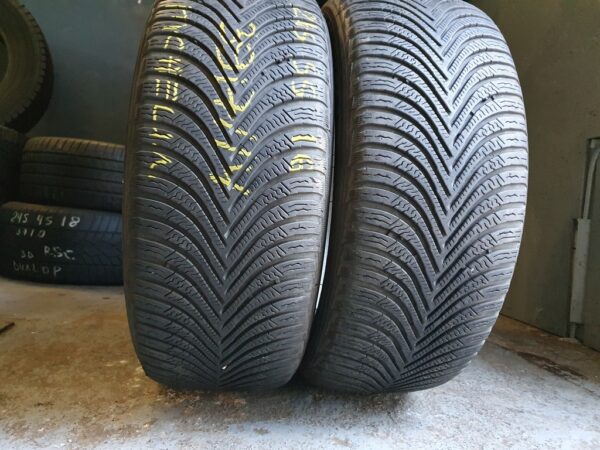 Шины бу 215 55 R16 Зима Michelin