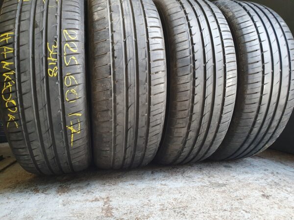 Шини бу 225 60 R17 Літо Hankook