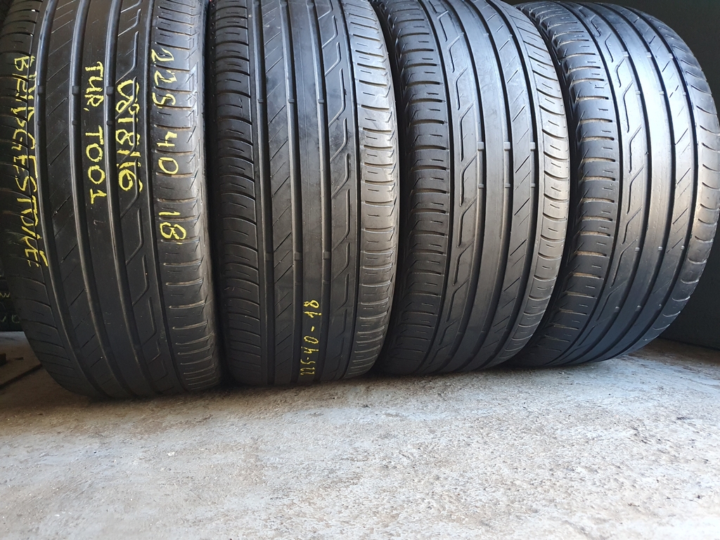 Шини бу 225 40 R18 Літо Bridgestone Шини бу 225 40 R18 Літо Bridgestone