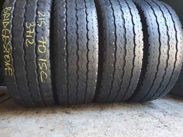 Шини бу 215 70 R15C Літо Bridgestone