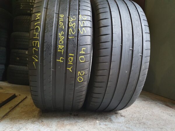 Шины бу 255 40 R20 Лето Michelin