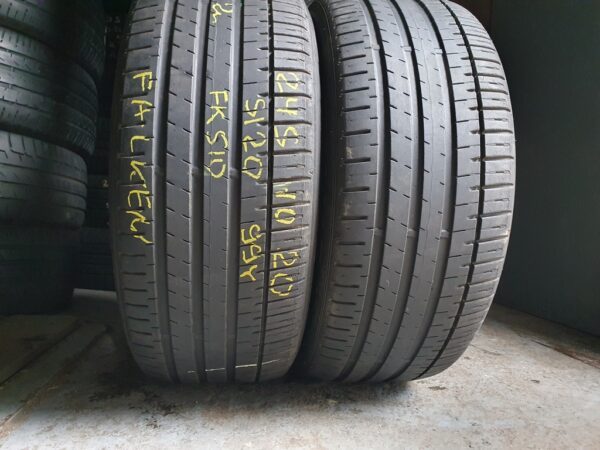 Шины бу 245 40 R20 Лето Falken