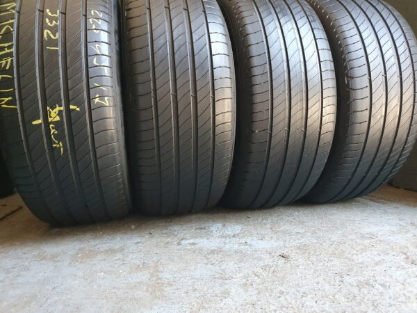 Шини бу 225 45 R17 Літо Michelin
